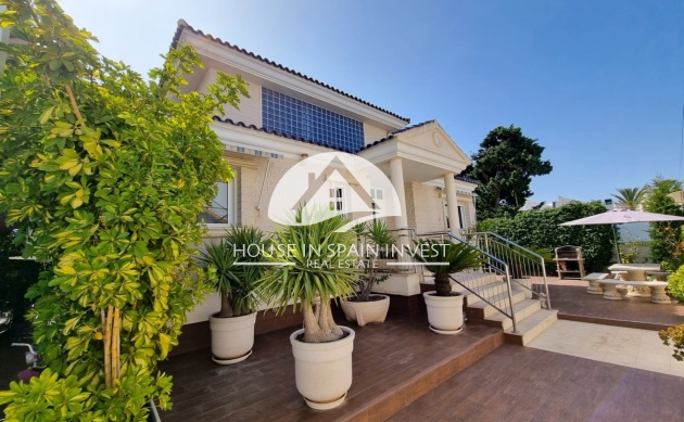 Herverkoop - Villa - Torrevieja - La Mata