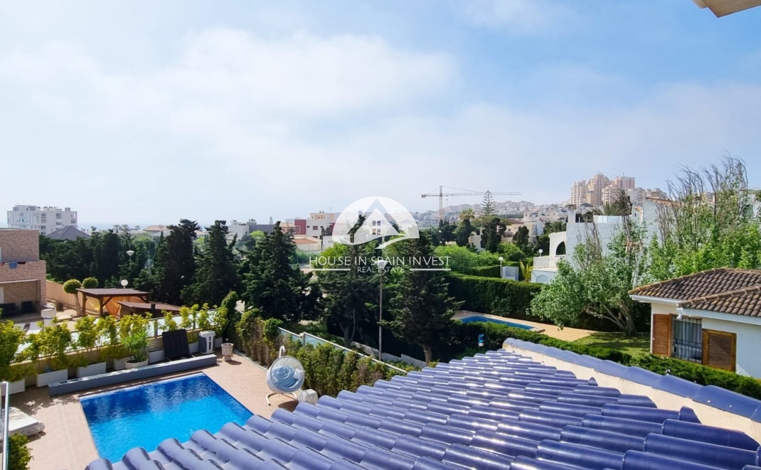 Herverkoop - Villa - Torrevieja - La Mata