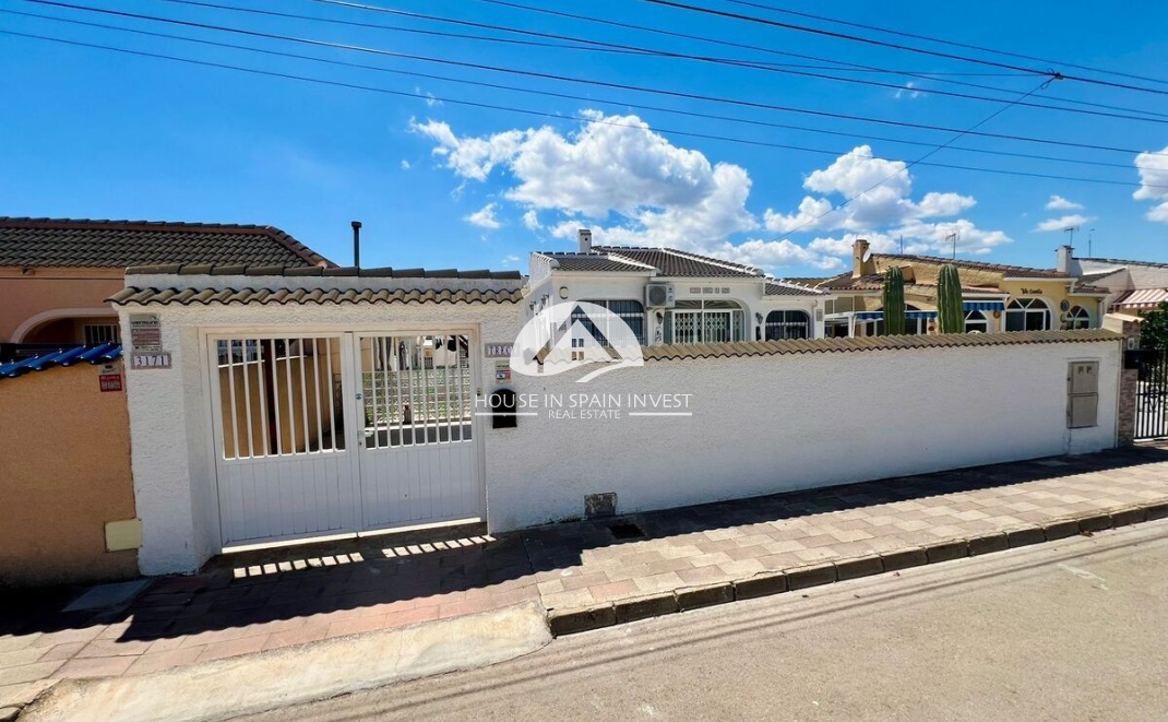 Resale - Villa - Torrevieja - La Siesta - El Chaparral - San Luis