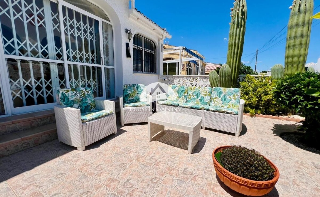 Resale - Villa - Torrevieja - La Siesta - El Chaparral - San Luis