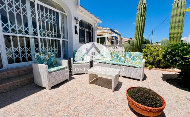 Resale - Villa - Torrevieja - La Siesta - El Chaparral - San Luis