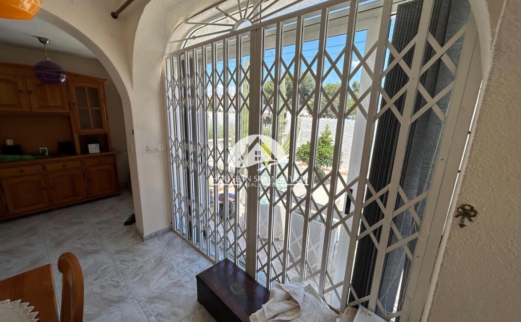 Resale - Villa - Torrevieja - La Siesta - El Chaparral - San Luis