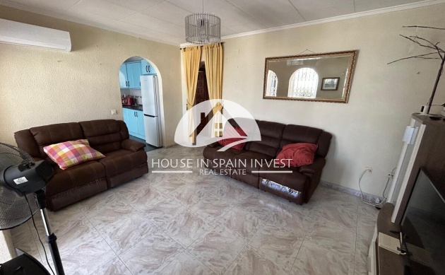 Resale - Villa - Torrevieja - La Siesta - El Chaparral - San Luis