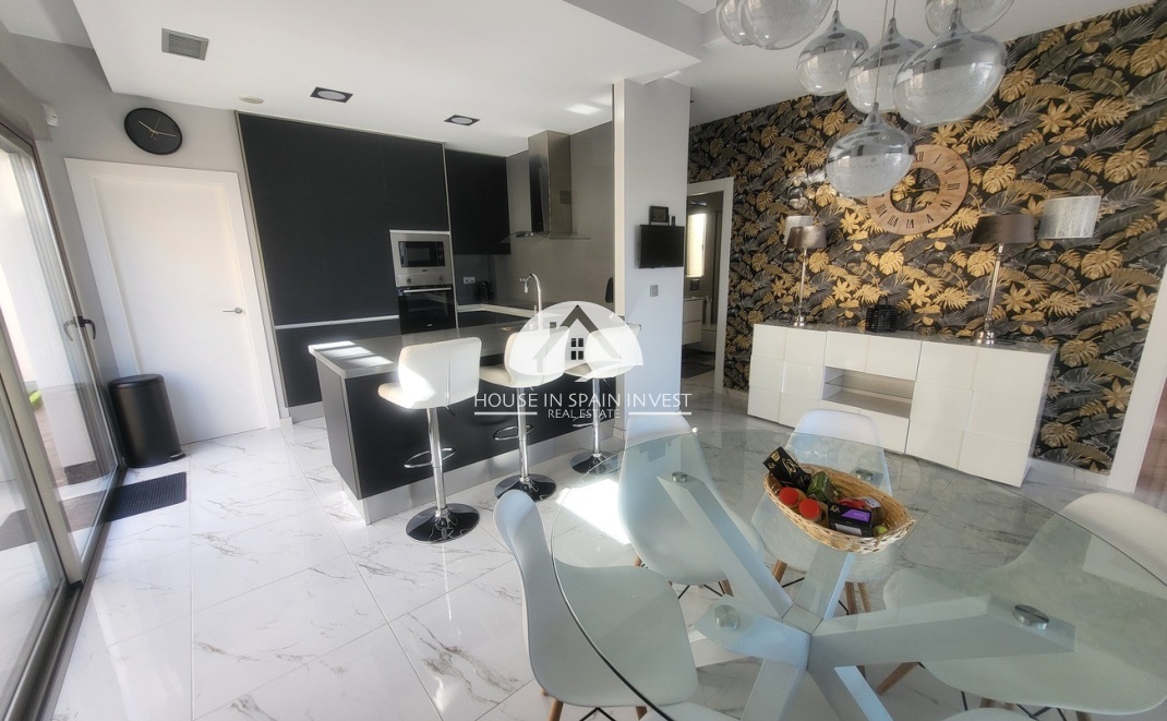 Herverkoop - Villa - Orihuela Costa - Villamartín