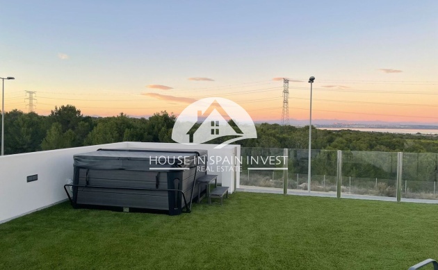 Herverkoop - Villa - Orihuela Costa - Villamartín