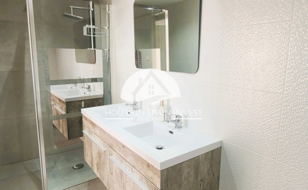 Herverkoop - Villa - Torrevieja - Los Balcones  