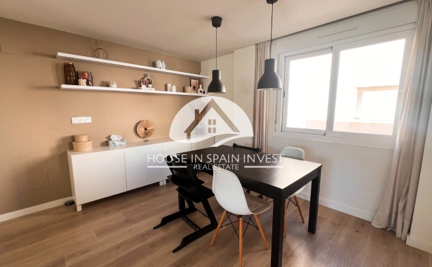 Resale - Villa - Torrevieja