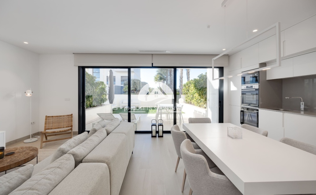 Reventa - Apartamento - Las Colinas Golf