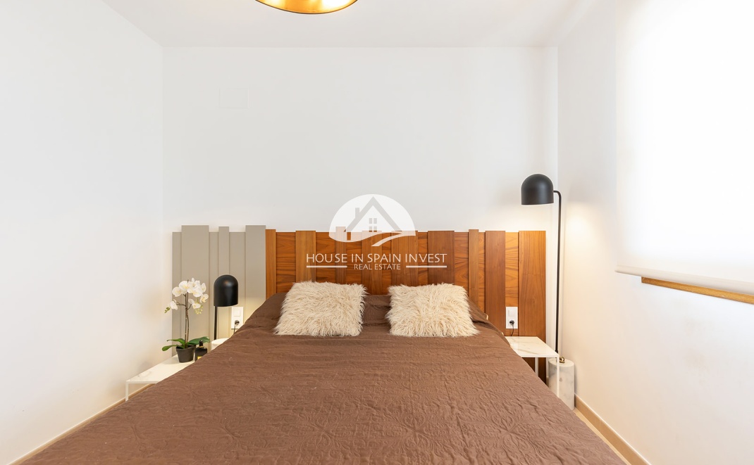 Resale - Apartment  - Orihuela Costa - Villamartín