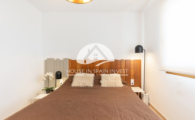 Resale - Apartment  - Orihuela Costa - Villamartín