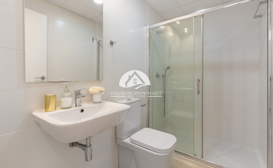 Resale - Apartment  - Orihuela Costa - Villamartín