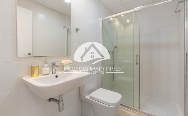 Resale - Apartment  - Orihuela Costa - Villamartín