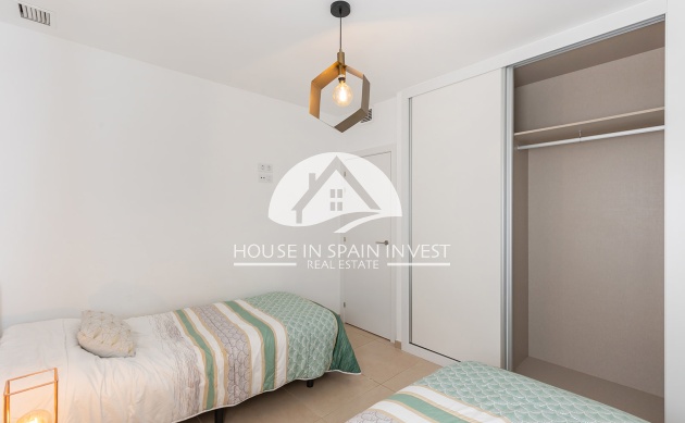 Resale - Apartment  - Orihuela Costa - Villamartín