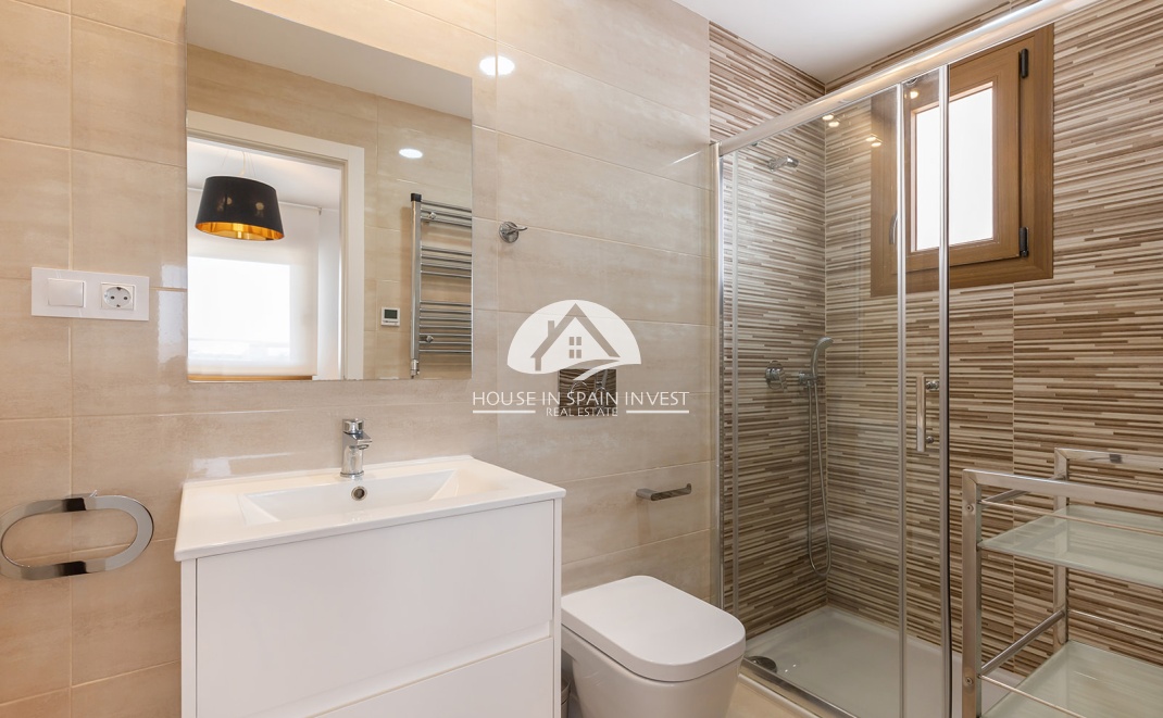 Resale - Apartment  - Orihuela Costa - Villamartín