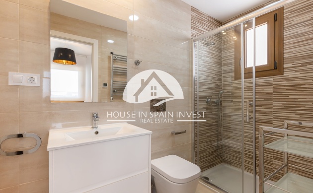 Resale - Apartment  - Orihuela Costa - Villamartín