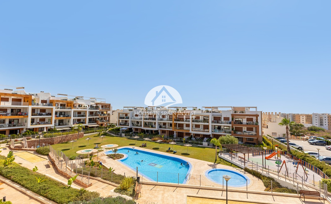 Resale - Apartment  - Orihuela Costa - Villamartín