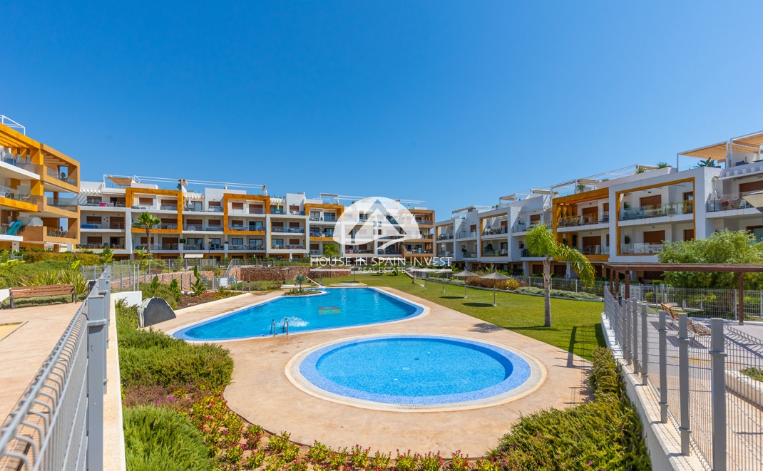 Resale - Apartment  - Orihuela Costa - Villamartín