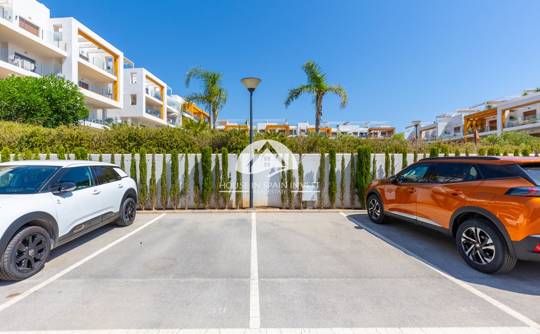 Resale - Apartment  - Orihuela Costa - Villamartín