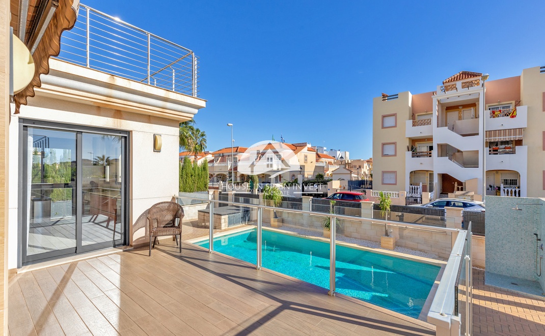 Reventa - Chalet - Orihuela Costa - La Zenia