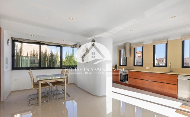 Reventa - Chalet - Orihuela Costa - La Zenia