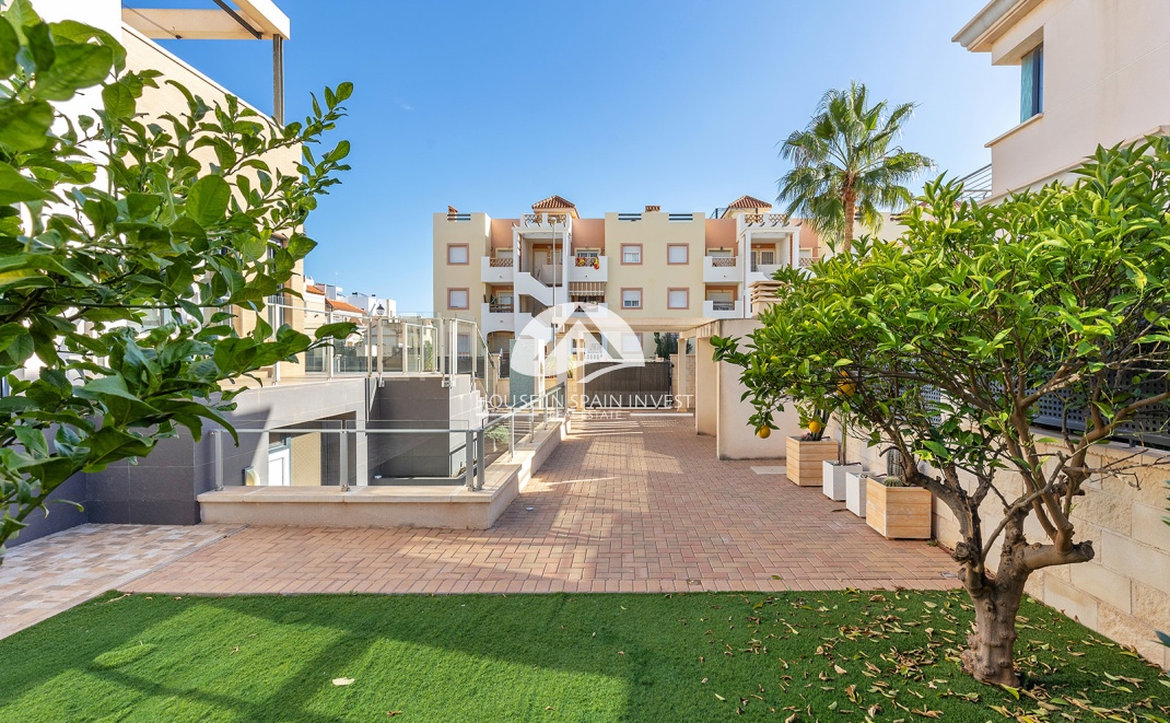 Reventa - Chalet - Orihuela Costa - La Zenia