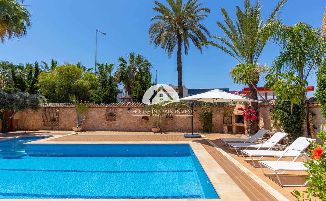 Herverkoop - Villa - Orihuela Costa - Punta Prima