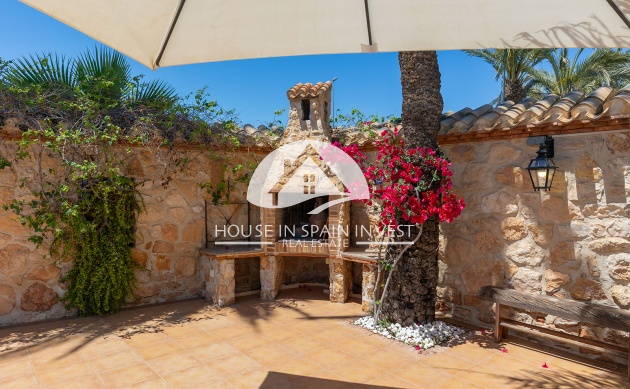 Herverkoop - Villa - Orihuela Costa - Punta Prima