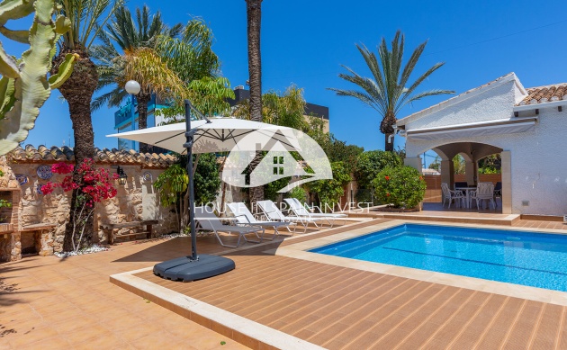 Herverkoop - Villa - Orihuela Costa - Punta Prima