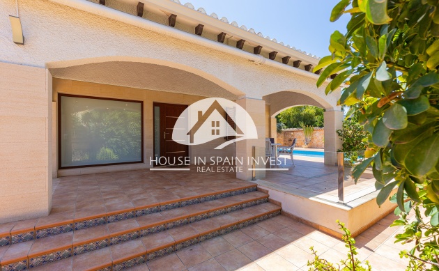 Herverkoop - Villa - Orihuela Costa - Punta Prima
