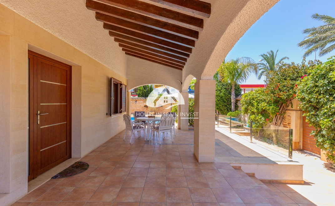Herverkoop - Villa - Orihuela Costa - Punta Prima