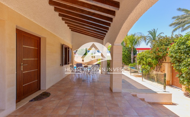 Herverkoop - Villa - Orihuela Costa - Punta Prima