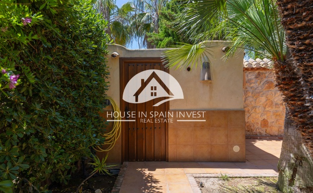 Herverkoop - Villa - Orihuela Costa - Punta Prima