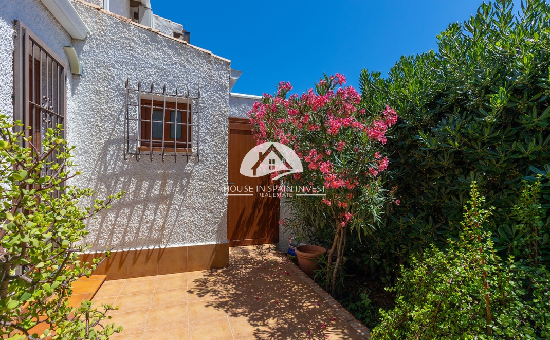 Herverkoop - Villa - Orihuela Costa - Punta Prima