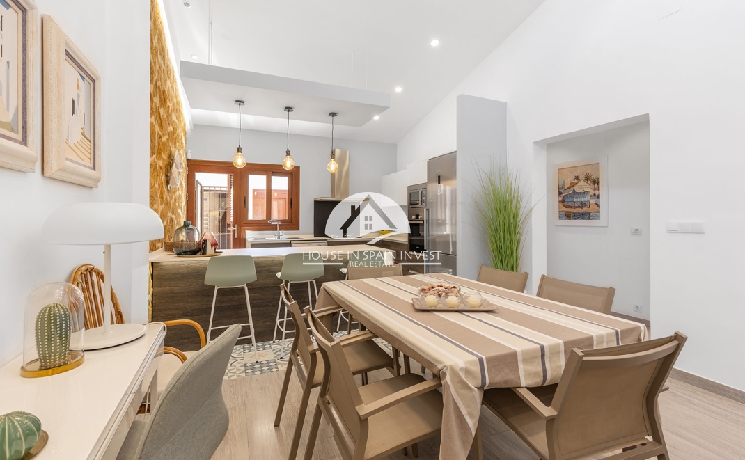 Herverkoop - Villa - Orihuela Costa - Punta Prima