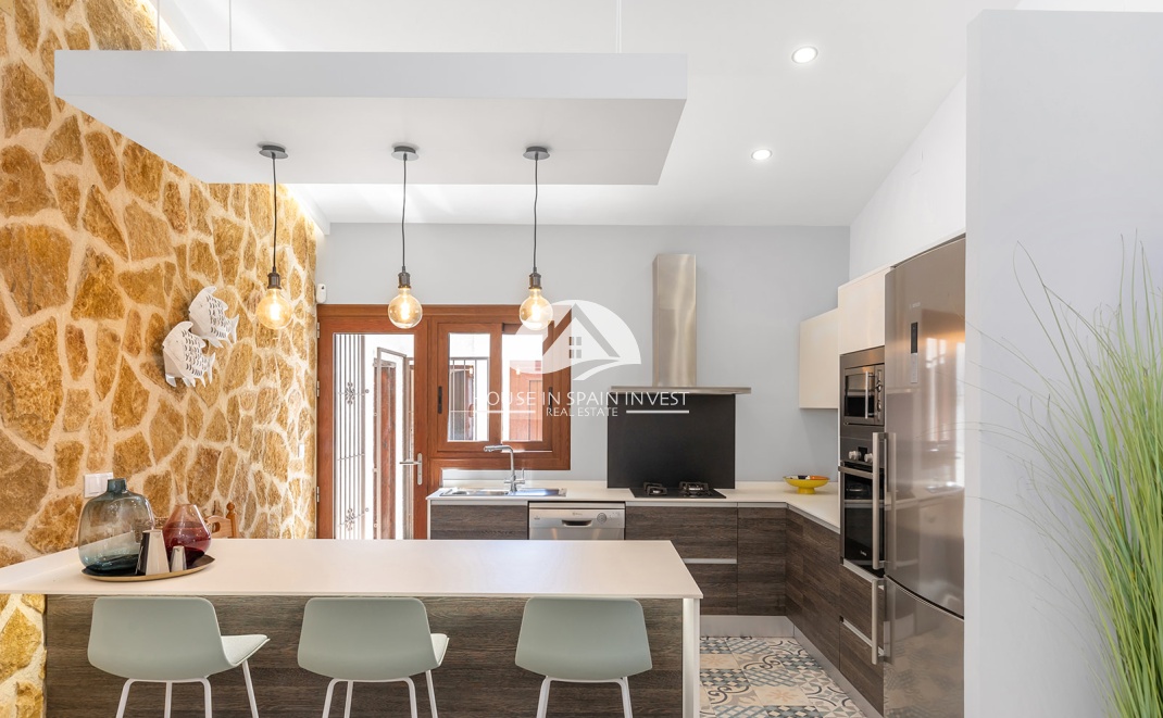 Herverkoop - Villa - Orihuela Costa - Punta Prima