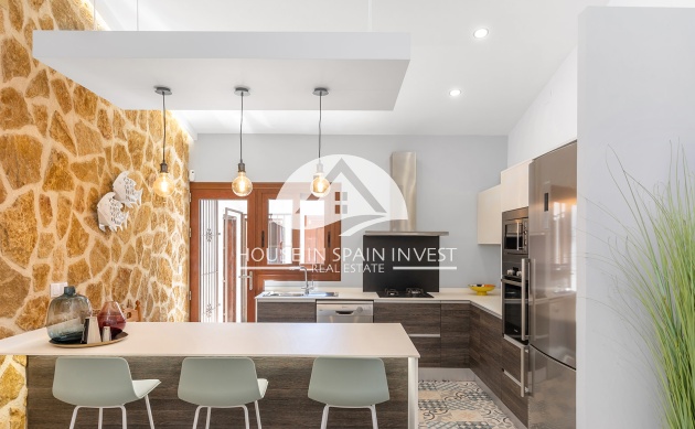 Herverkoop - Villa - Orihuela Costa - Punta Prima