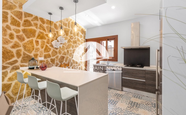 Herverkoop - Villa - Orihuela Costa - Punta Prima