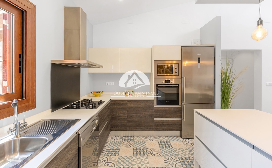 Herverkoop - Villa - Orihuela Costa - Punta Prima