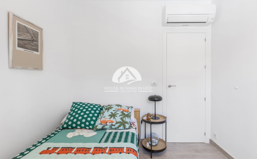 Herverkoop - Villa - Orihuela Costa - Punta Prima