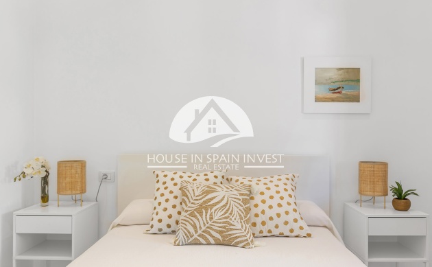 Herverkoop - Villa - Orihuela Costa - Punta Prima