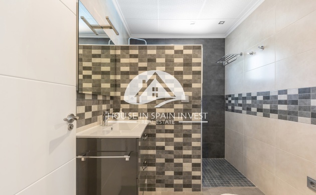 Herverkoop - Villa - Orihuela Costa - Punta Prima