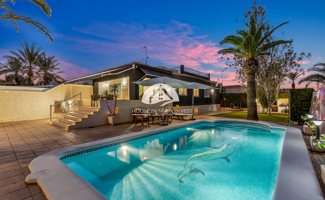 Herverkoop - Villa - Torrevieja - Punta Prima