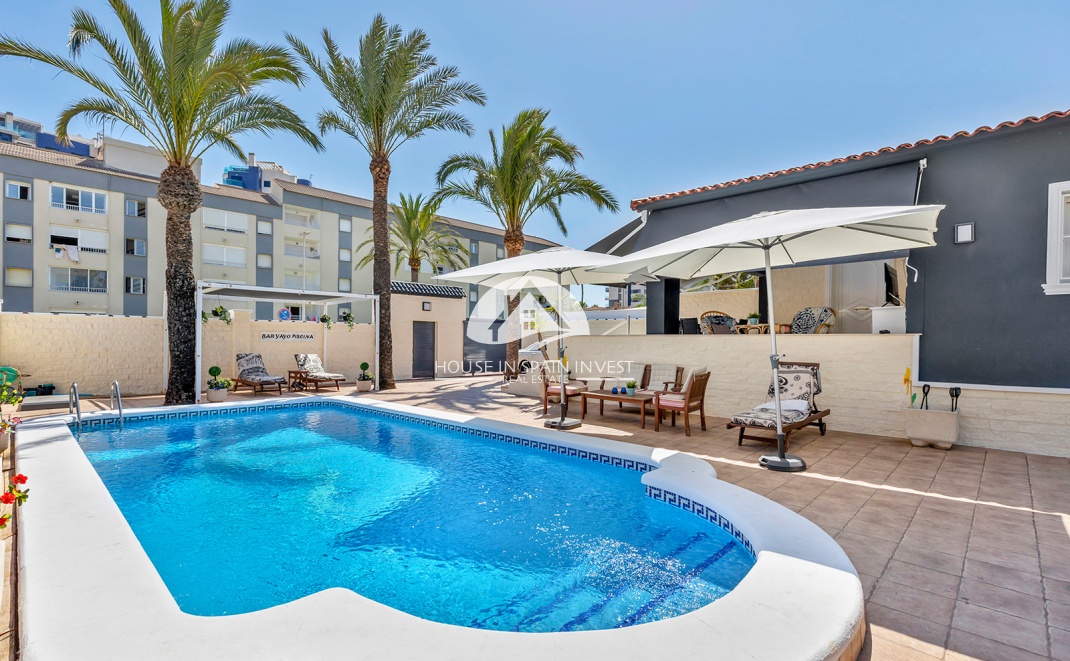 Herverkoop - Villa - Torrevieja - Punta Prima
