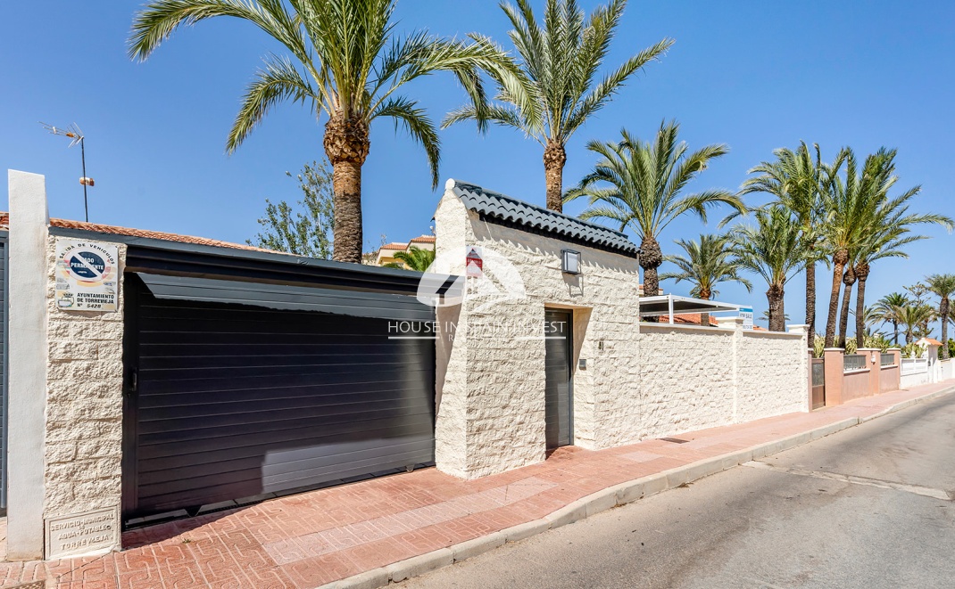 Herverkoop - Villa - Torrevieja - Punta Prima