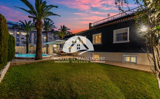 Herverkoop - Villa - Torrevieja - Punta Prima