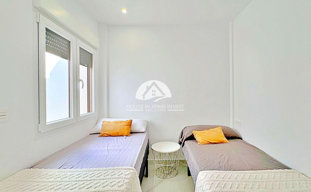 Resale - Townhouse - Torrevieja - Los Balcones  