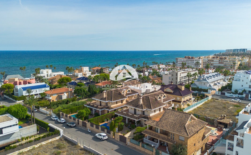 Herverkoop - Villa - Torrevieja - La Veleta