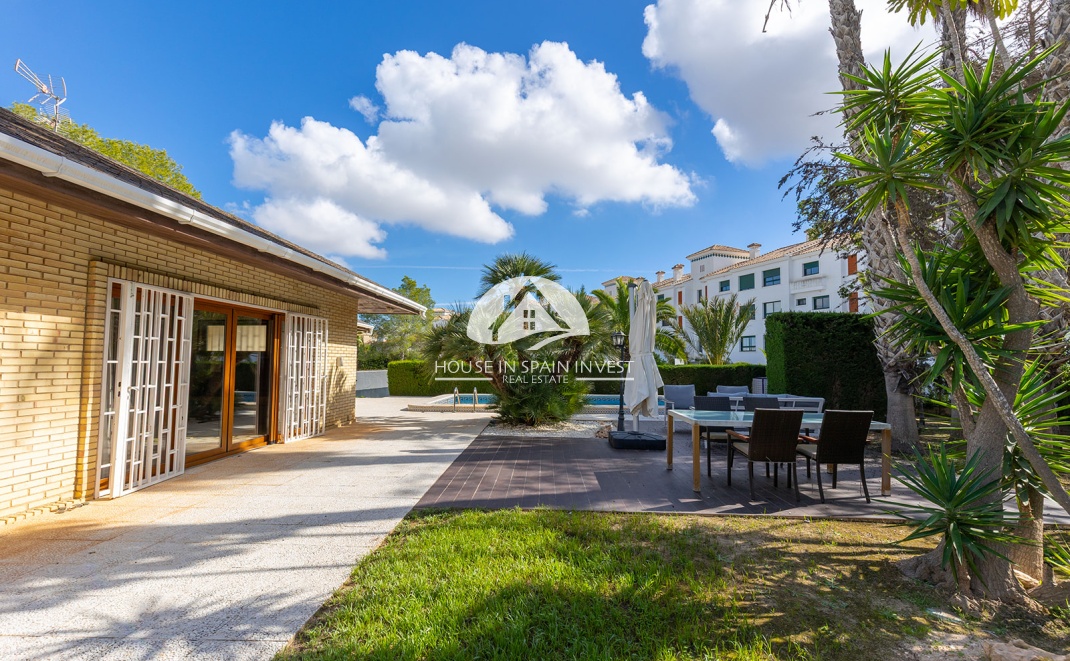 Resale - Villa - Orihuela Costa - Las Filipinas