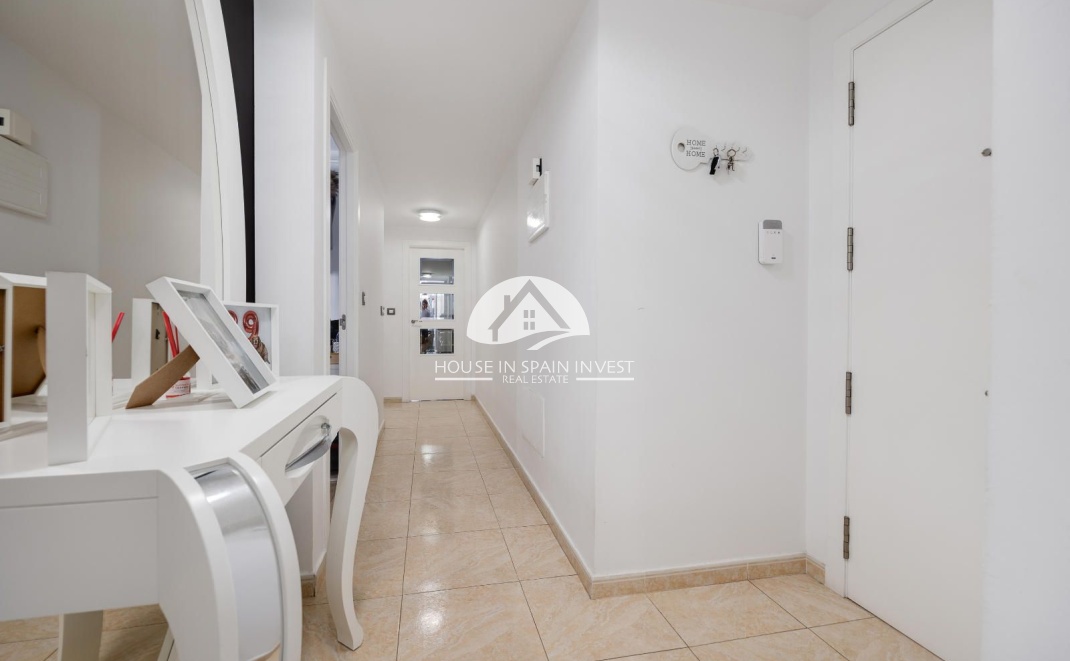Resale - Apartment  - Torrevieja - Centro
