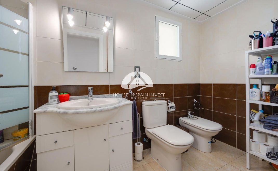 Resale - Apartment  - Torrevieja - Centro